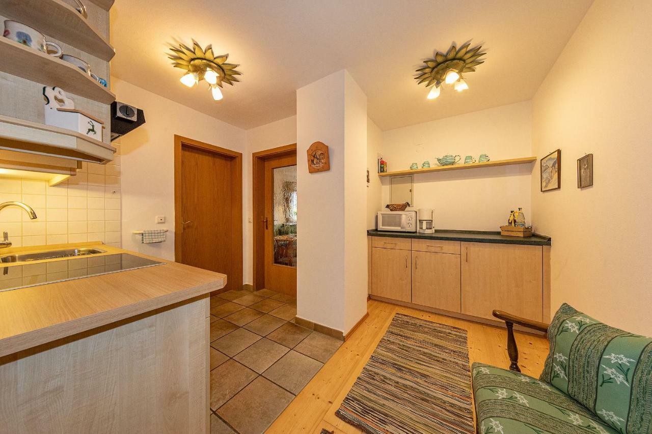 Almroeserl Apartament Mittenwald
