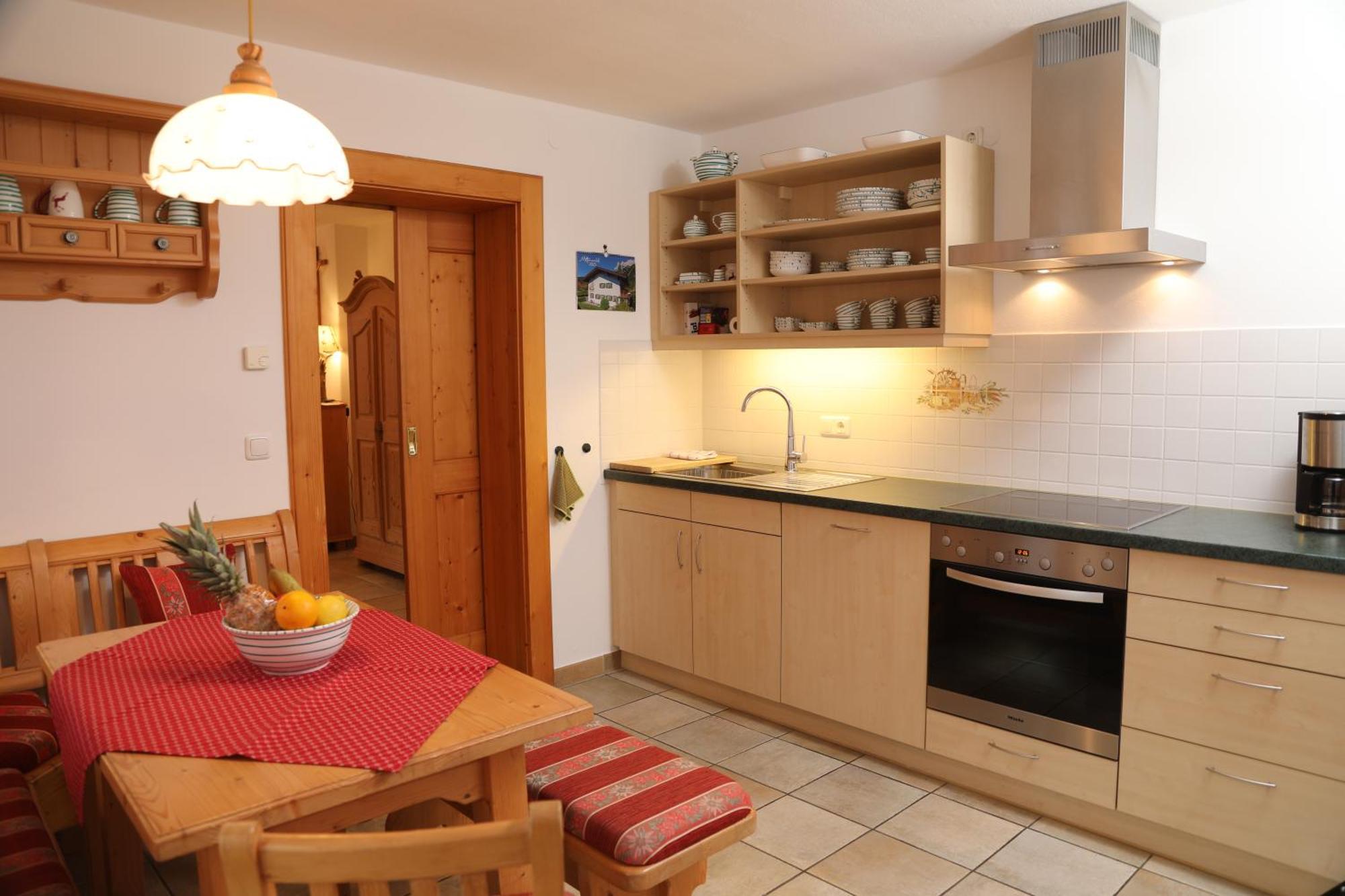 Almroeserl Apartment