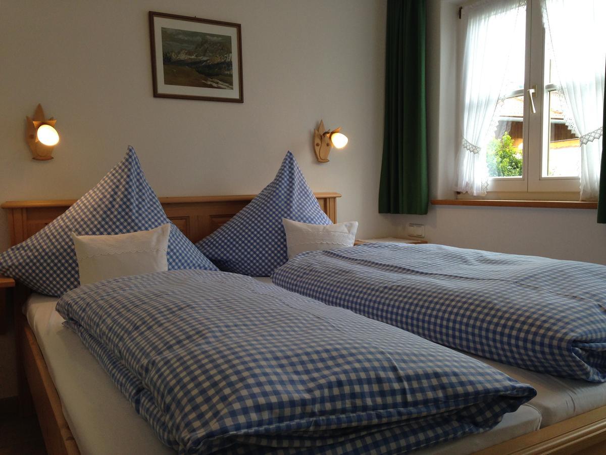 Apartment Almroeserl Mittenwald